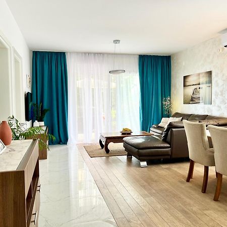 Apartments Tivat Exterior foto