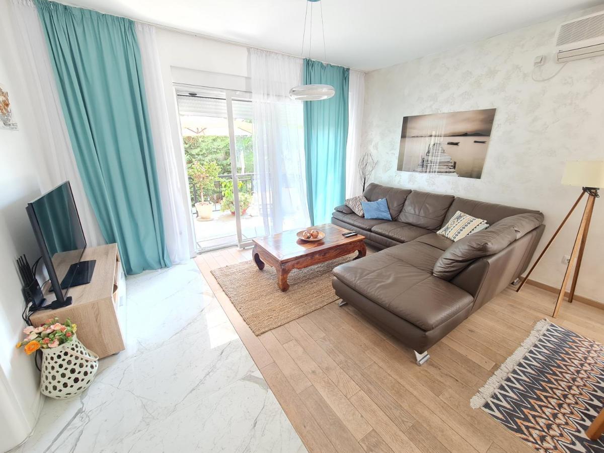 Apartments Tivat Exterior foto
